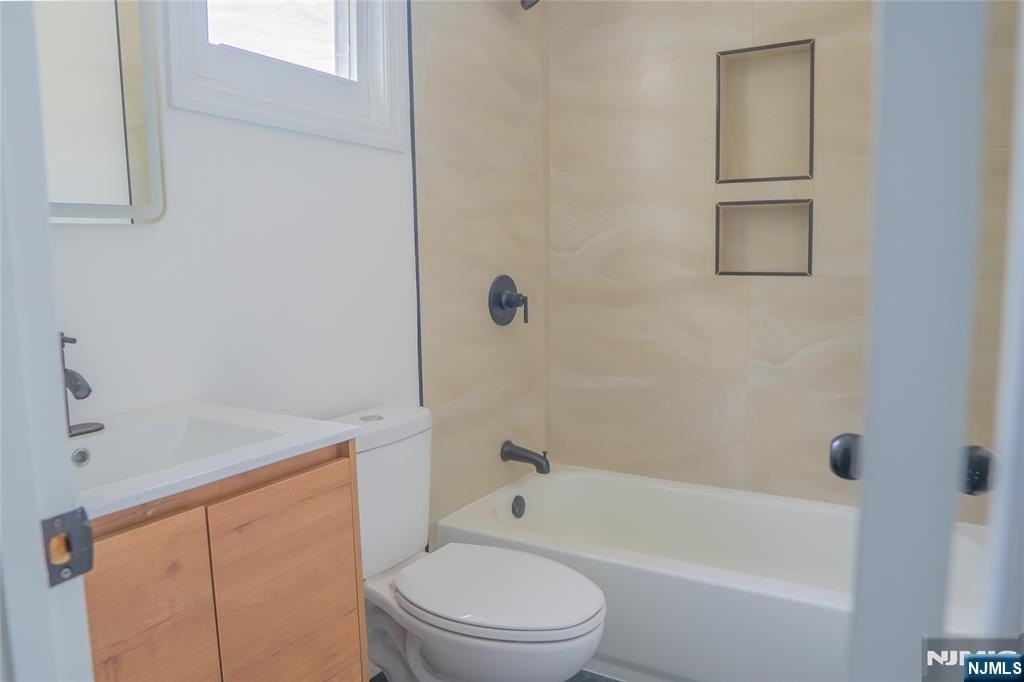 509 Fulton St - Photo 5 of 5