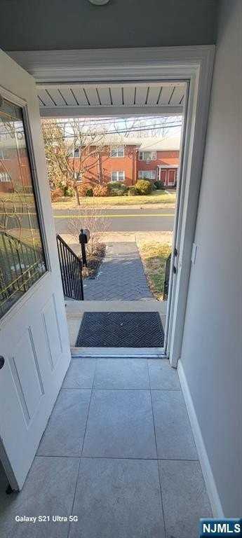 115 River Rd 1st Fl - Photo 2 of 18