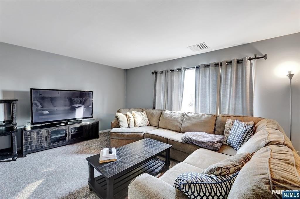 2 Grand Ave - Photo 3 of 8