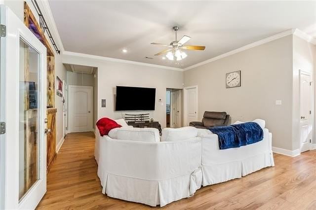 13316 Riverlake Dr - Photo 3 of 16