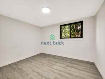 223 Cedar Ave - Photo 6 of 11