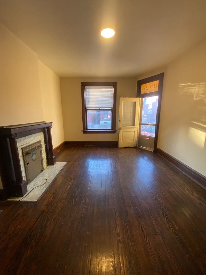 3826 Nebraska Ave #1F - Photo 2 of 11