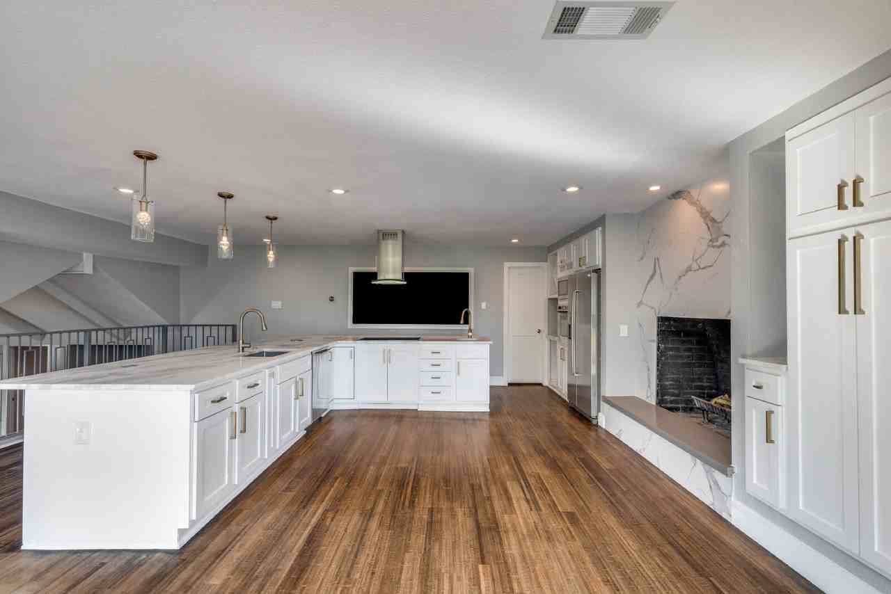 2910 S Country Club Rd - Photo 5 of 17