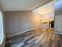 featured image of 1110 Lynn St Apt A #Apt A