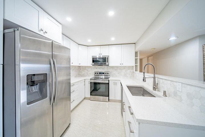 13810 Oneida Drive #C2