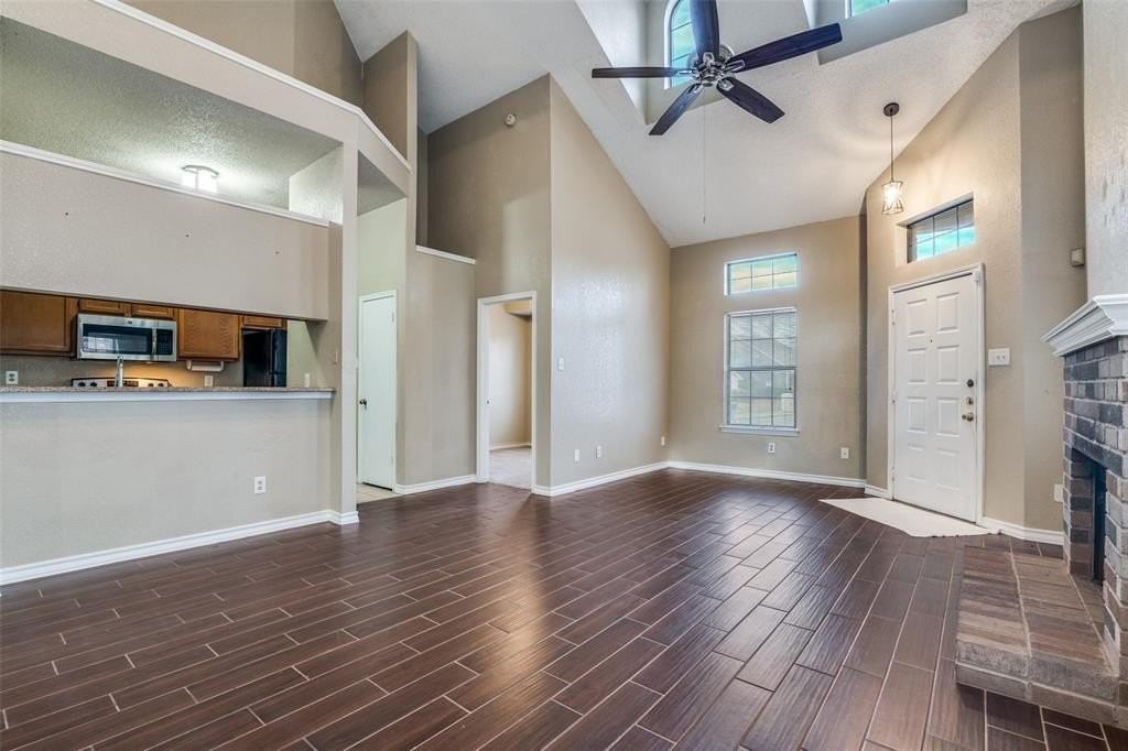 4803 Clover Haven St - Photo 3 of 12