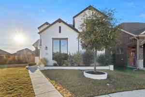 featured image of 12301 Penson St