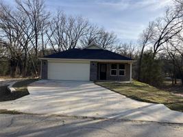 featured image of 205 Nob Hill Rd