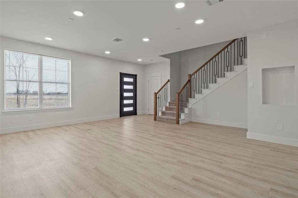 4319 Fayetteville Ave - Photo 3 of 18