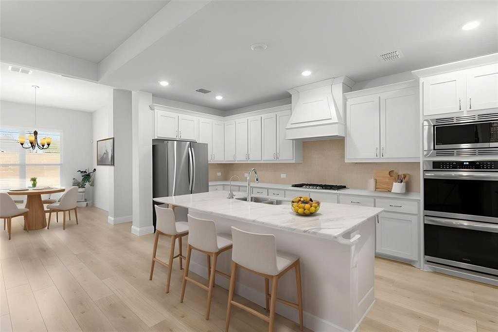 4117 Mockingbird Ln - Photo 2 of 24