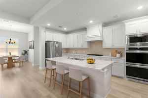 featured image of 4117 Mockingbird Ln