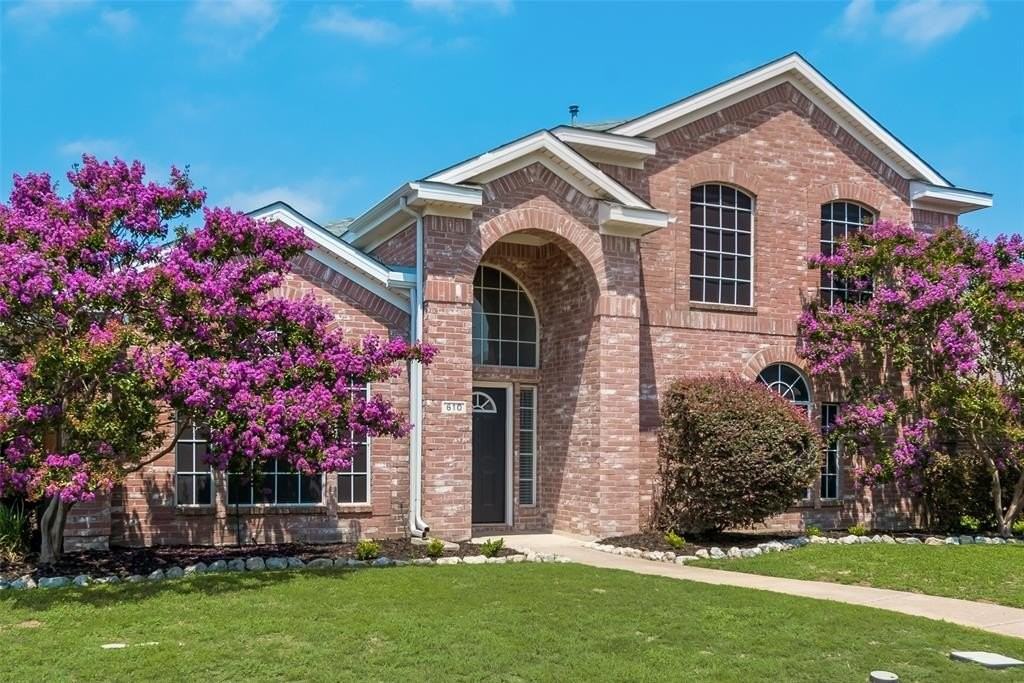 610 Grimsworth Ct - Photo 2 of 40