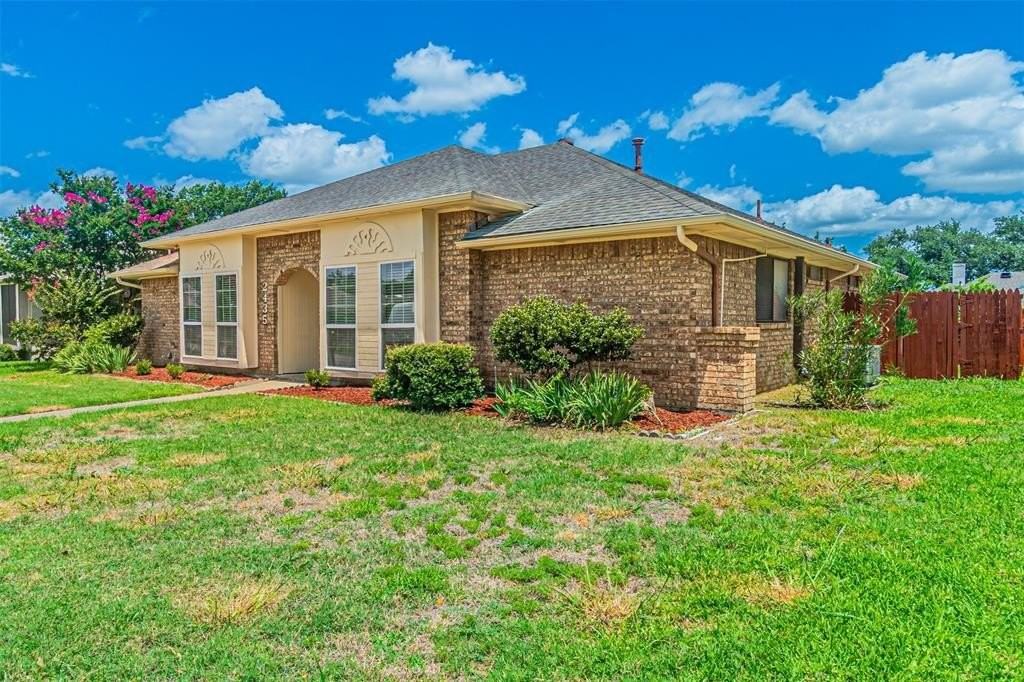 2435 Old Mill Rd - Photo 2 of 29