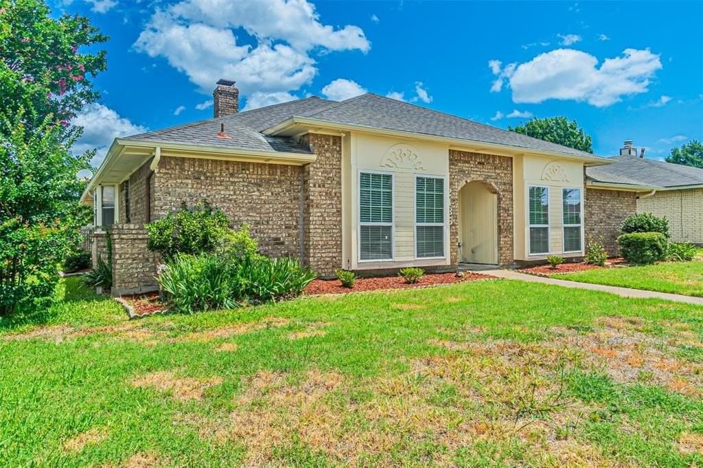 2435 Old Mill Rd - Photo 3 of 29