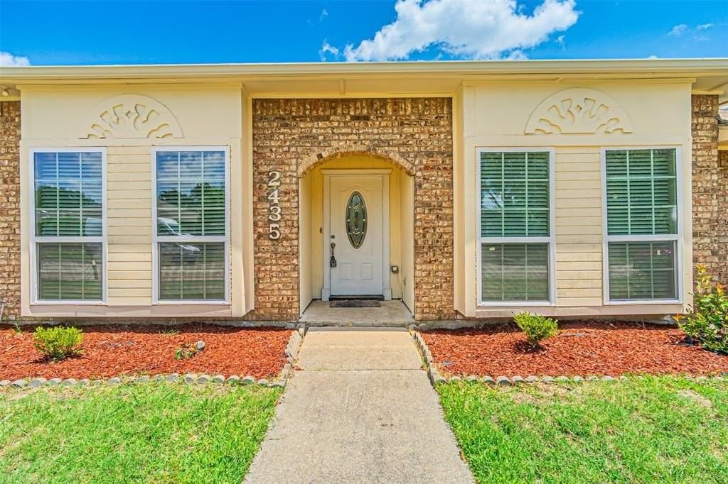 2435 Old Mill Rd - Photo 4 of 29