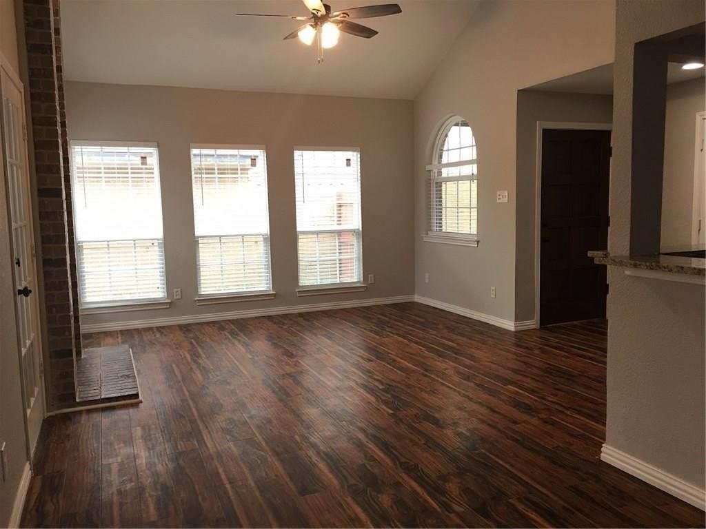 2124 Avignon Dr - Photo 3 of 21