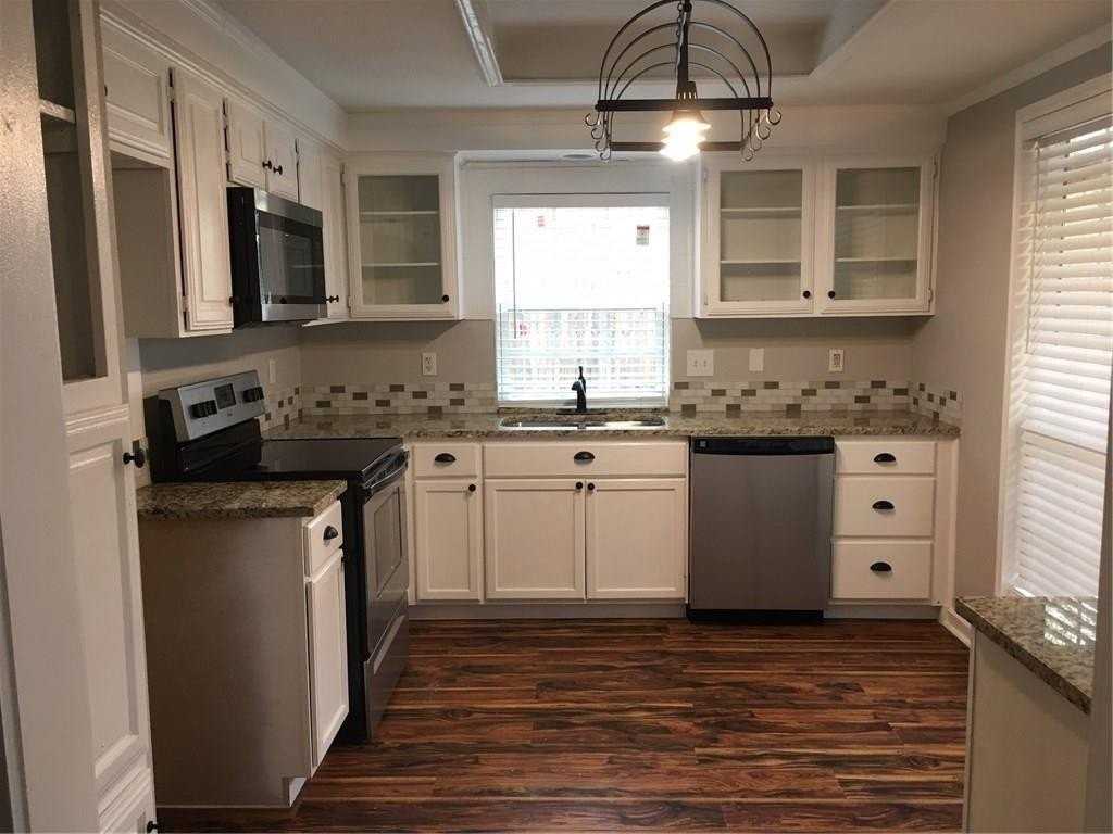 2124 Avignon Dr - Photo 7 of 21