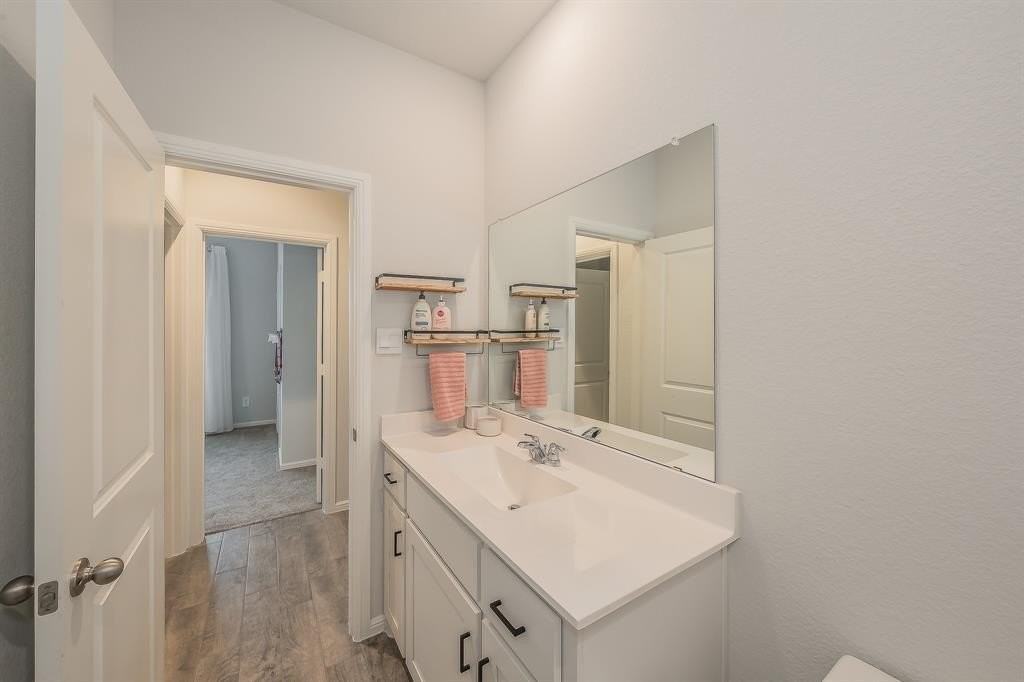 156 Birch St - Photo 6 of 19