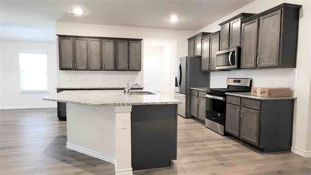 1614 Silver Landing Trl - Photo 5 of 35