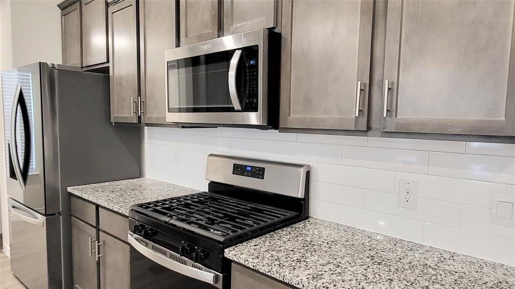 1614 Silver Landing Trl - Photo 7 of 35