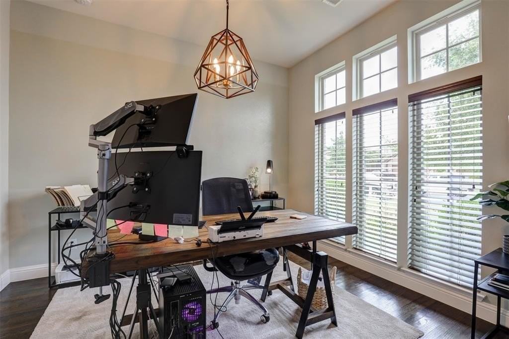 1116 Little John Dr - Photo 5 of 25