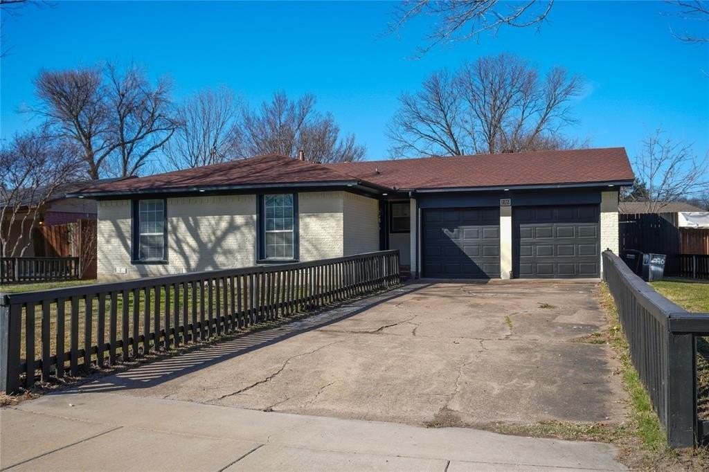 2707 Judy Dr - Photo 2 of 14