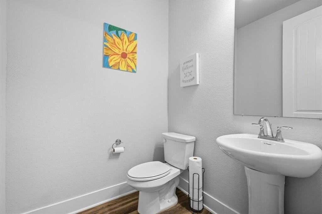 2470 Pebble Bank Ln - Photo 5 of 33