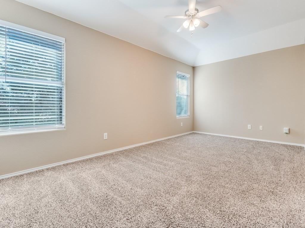 8026 Arkan Pkwy - Photo 6 of 12