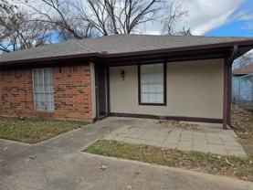 1012 Lynn St #B - Photo 1 of 1