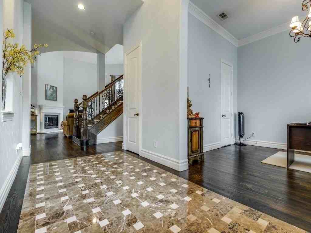 4561 Ethridge Dr - Photo 5 of 31