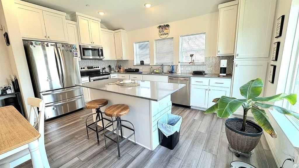 4717 Kindred St - Photo 2 of 10