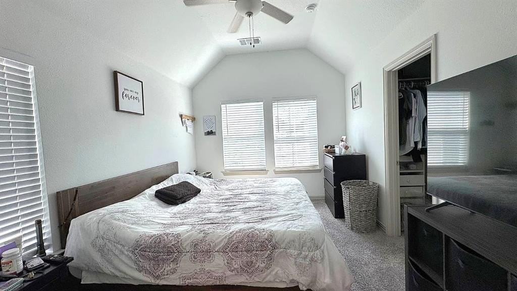 4717 Kindred St - Photo 5 of 10