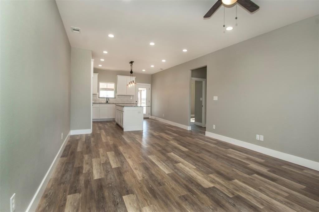 20494 Us Highway 377 #C - Photo 4 of 8