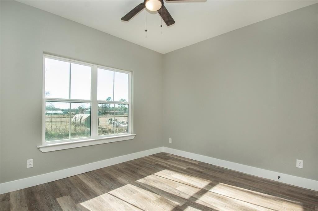 20494 Us Highway 377 #C - Photo 7 of 8