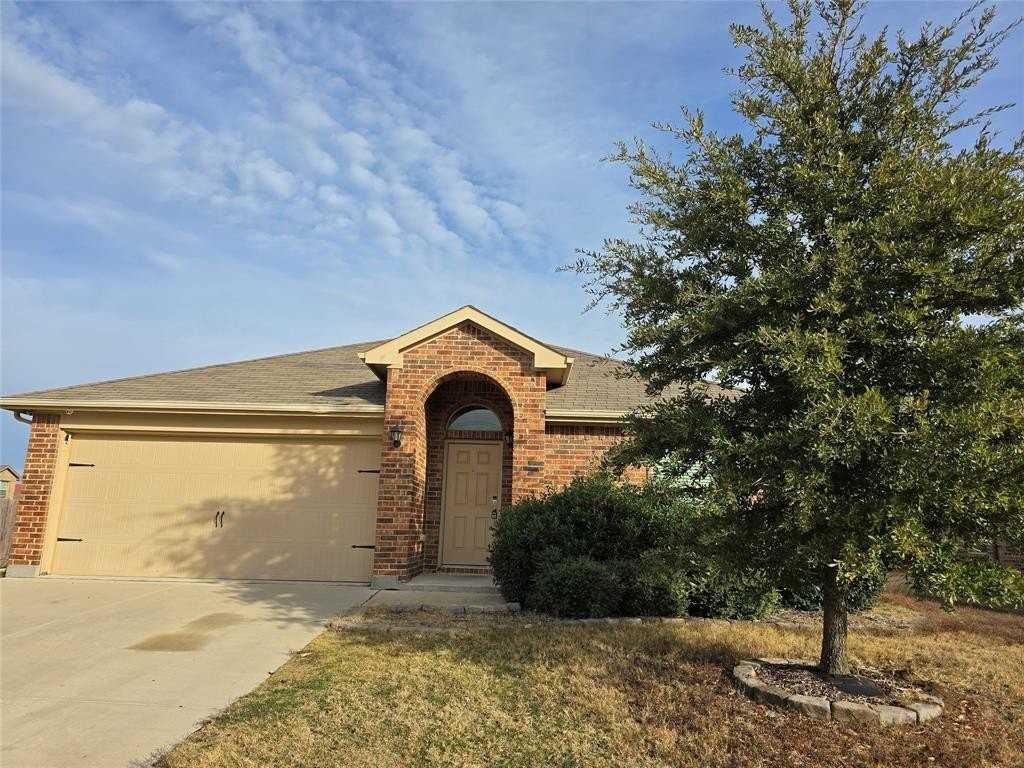 6356 Eagle Lake Ct - Photo 4 of 27