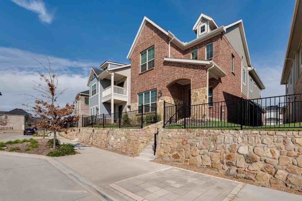 7009 Sunset Blvd - Photo 2 of 35