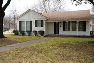 1325 Barnes Dr - Photo 1 of 1