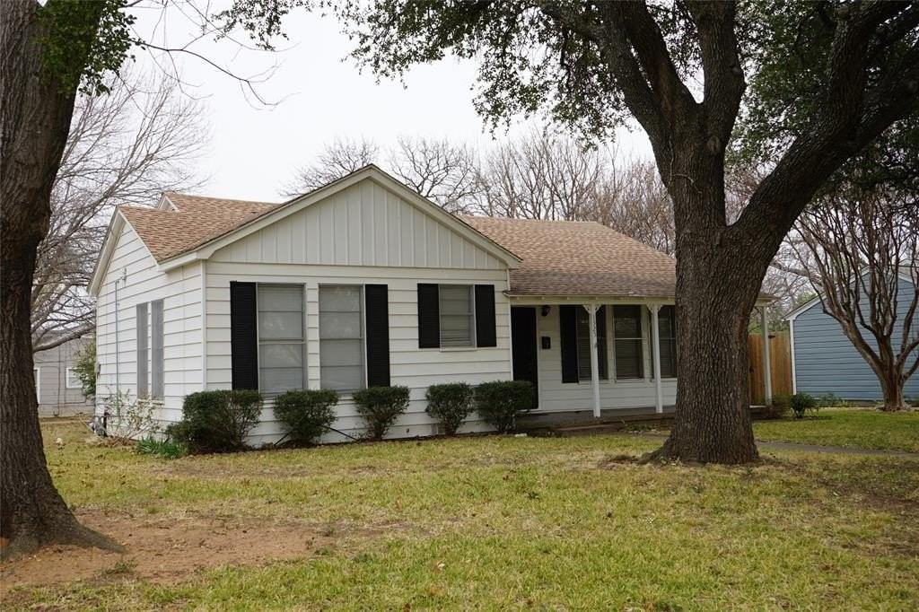 1325 Barnes Dr - Photo 3 of 27