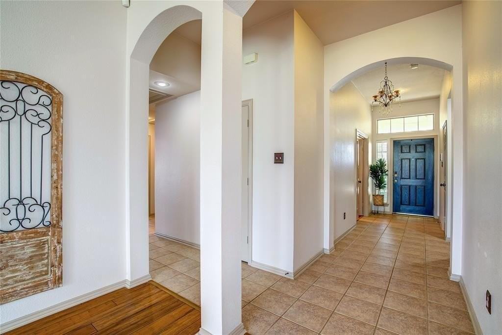 6510 Valley Forge Dr - Photo 6 of 14