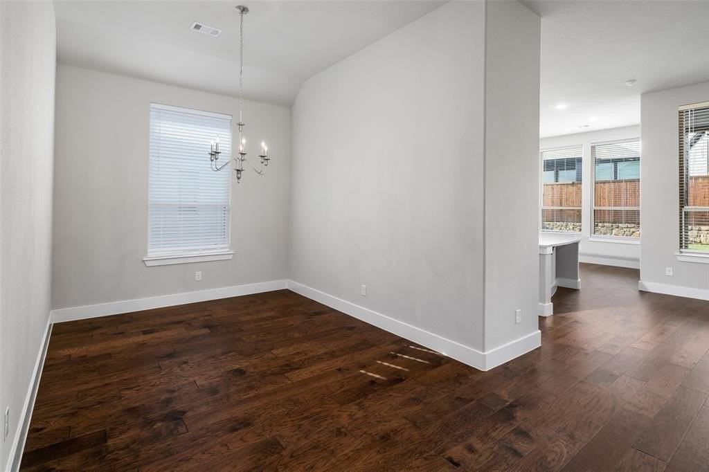 1204 Yellowthroat Dr - Photo 5 of 40