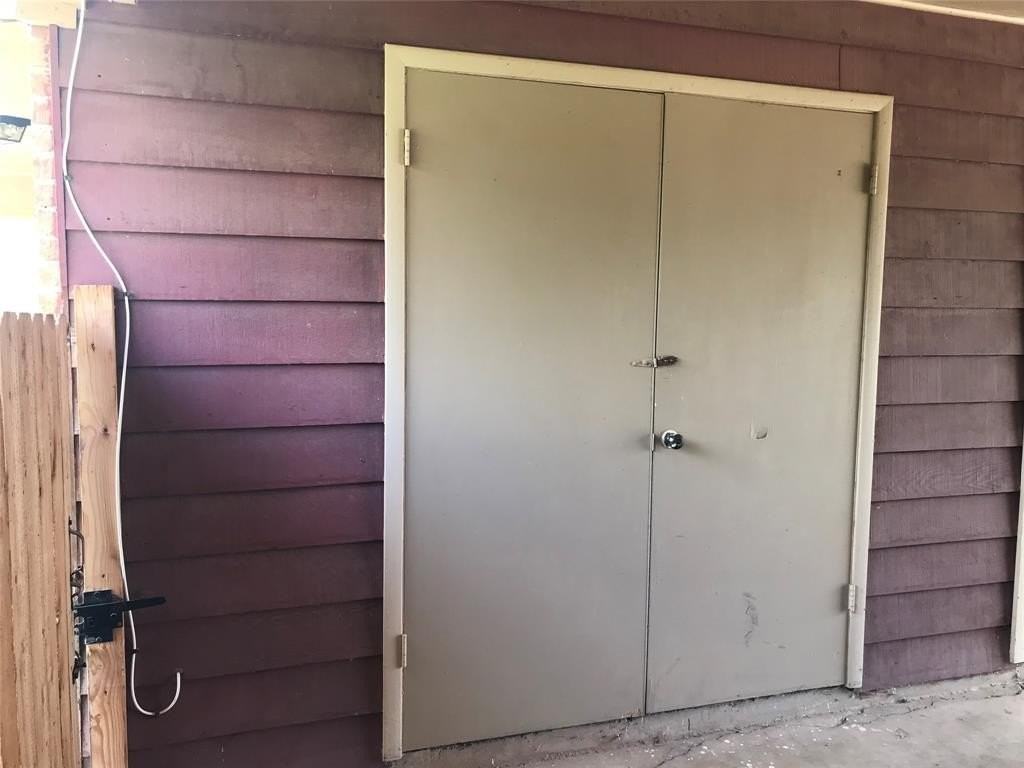 409 S San Jose Dr - Photo 3 of 21