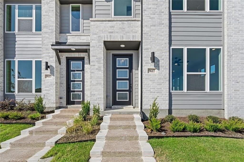 9617 Dahlia Boulevard - Photo 3 of 27