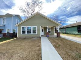 featured image of 924 E Annie St