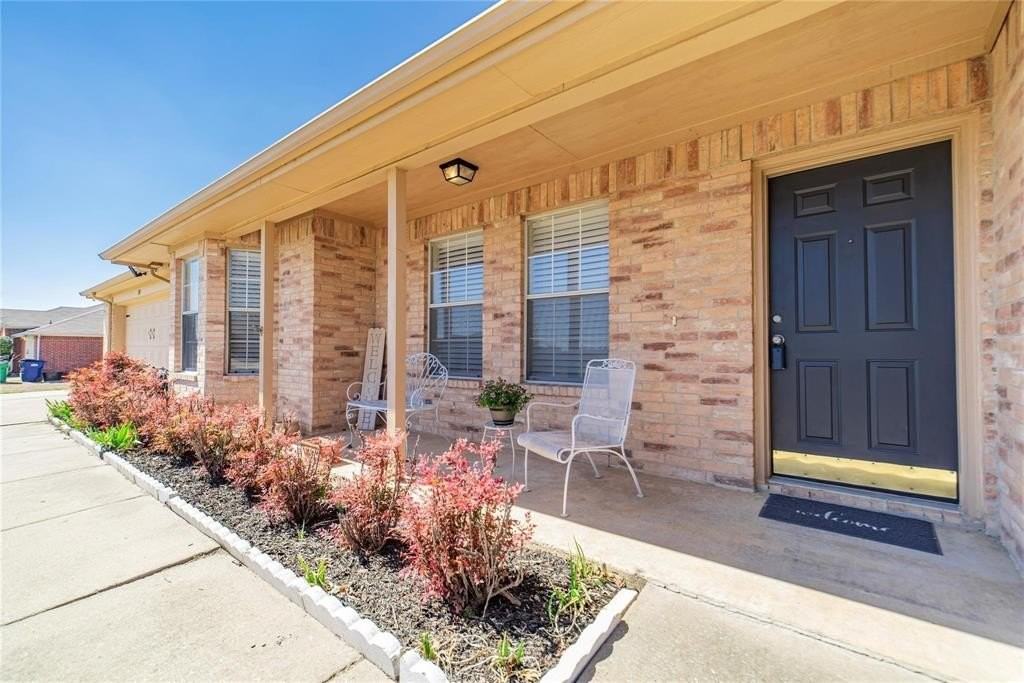 107 Jerome Pr - Photo 3 of 22