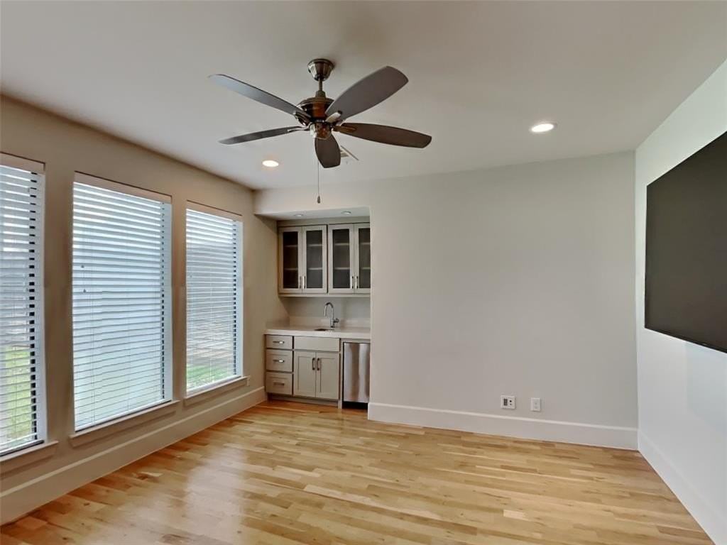 4216 Bowser Ave - Photo 2 of 36