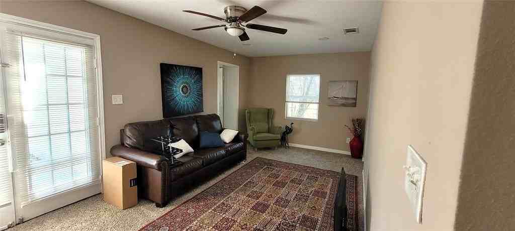 5821 Black Oak Ln - Photo 5 of 16