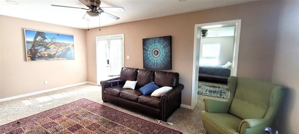 5821 Black Oak Ln - Photo 6 of 16