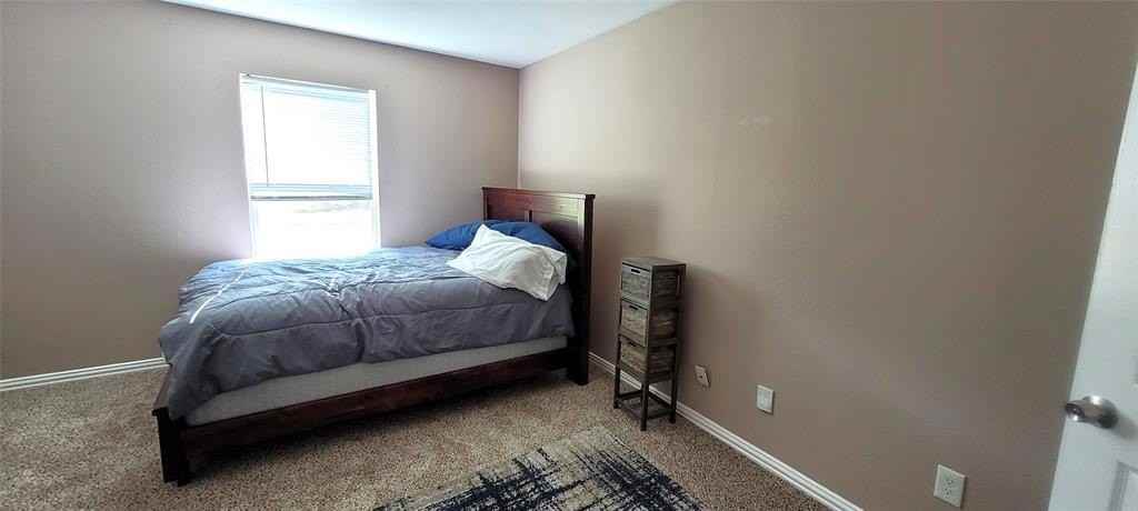 5821 Black Oak Ln - Photo 7 of 16