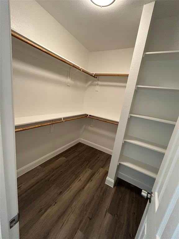 200 Oak St - Photo 7 of 17