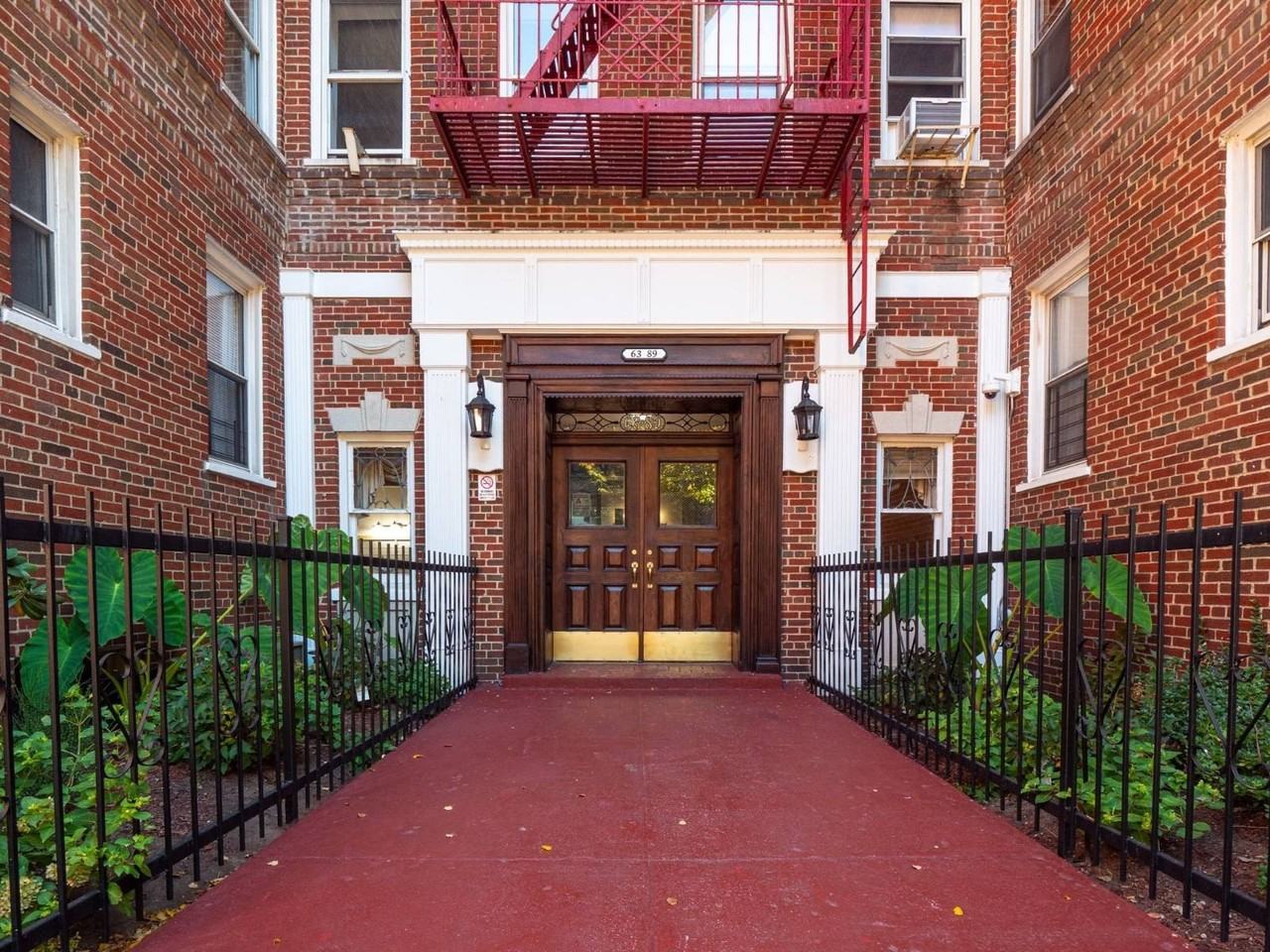 6389 Saunders St #2B - Photo 2 of 19